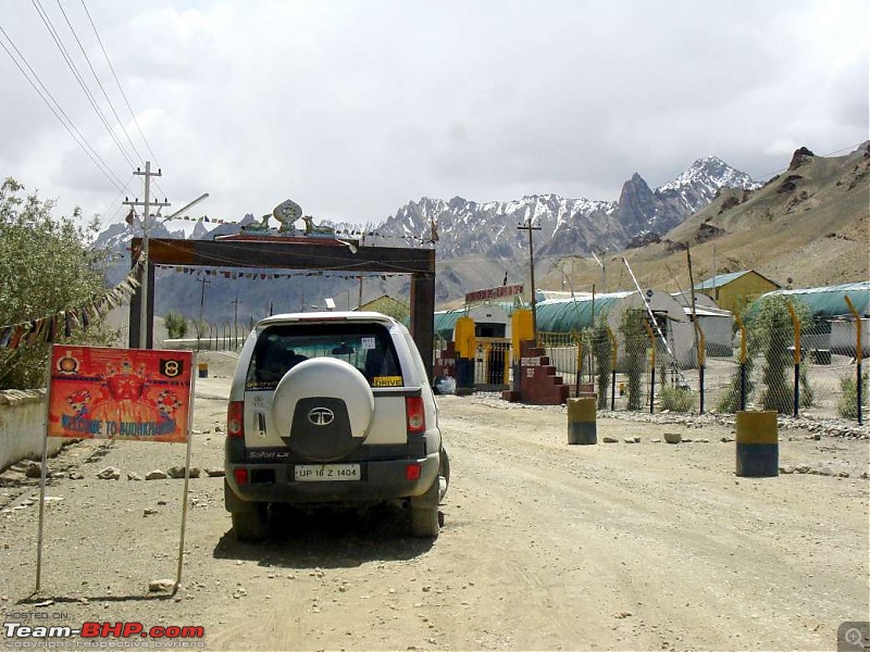 Hawk-On-Fours (H-4) Roadtrip:  Leh(t)'s go to Ladakh & Srinagar with QuickSilver.-kargilbudhkharbu-23k100.jpg