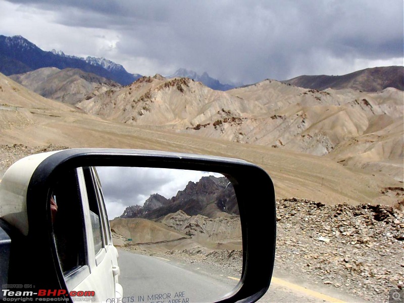 Hawk-On-Fours (H-4) Roadtrip:  Leh(t)'s go to Ladakh & Srinagar with QuickSilver.-fotu-la-16k100.jpg