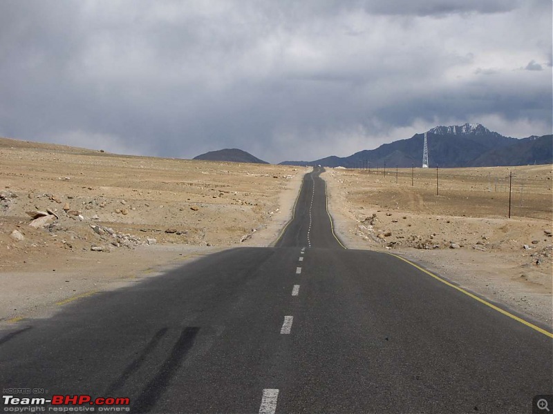 Hawk-On-Fours (H-4) Roadtrip:  Leh(t)'s go to Ladakh & Srinagar with QuickSilver.-toleh-17k100.jpg