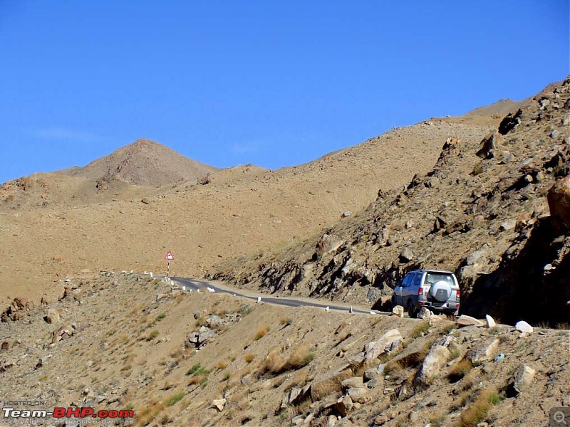 Hawk-On-Fours (H-4) Roadtrip:  Leh(t)'s go to Ladakh & Srinagar with QuickSilver.-leh2kla-5k100.jpg