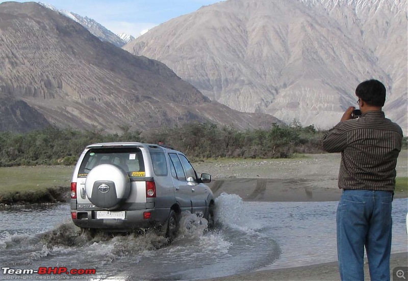 Hawk-On-Fours (H-4) Roadtrip:  Leh(t)'s go to Ladakh & Srinagar with QuickSilver.-carwash-6.jpg