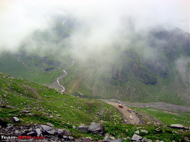 Fauji's Drivologues : Magical Mountainscapes - A Pictorial ode to Ladakh!-.17-rothang1.jpg