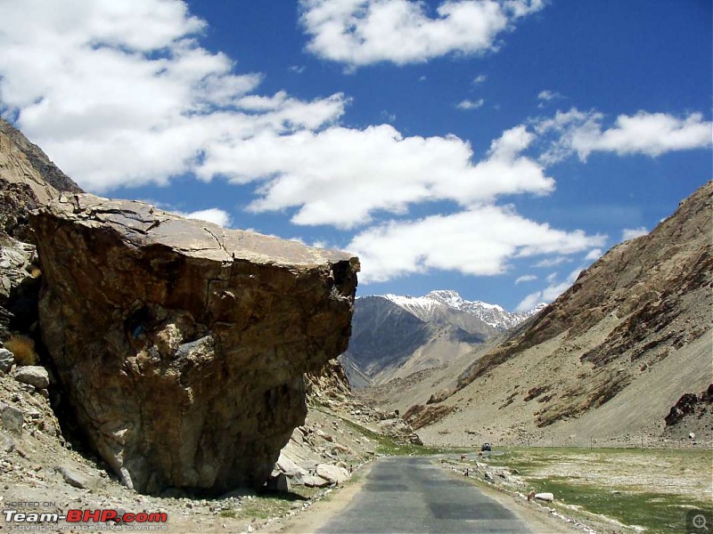 Hawk-On-Fours (H-4) Roadtrip:  Leh(t)'s go to Ladakh & Srinagar with QuickSilver.-pagalnala-18k100.jpg