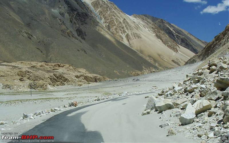 Hawk-On-Fours (H-4) Roadtrip:  Leh(t)'s go to Ladakh & Srinagar with QuickSilver.-pagalnala-29k100.jpg