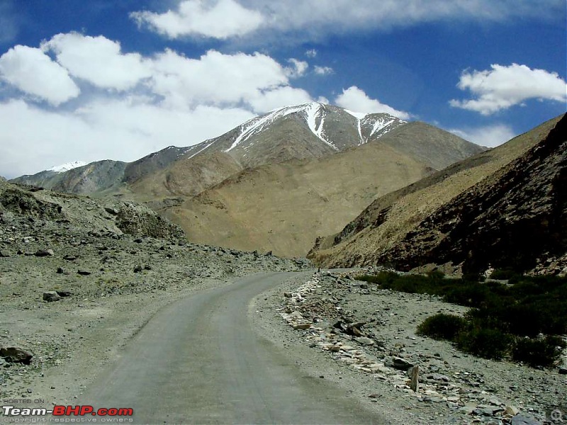 Hawk-On-Fours (H-4) Roadtrip:  Leh(t)'s go to Ladakh & Srinagar with QuickSilver.-tsaga2kiagar-21.jpg