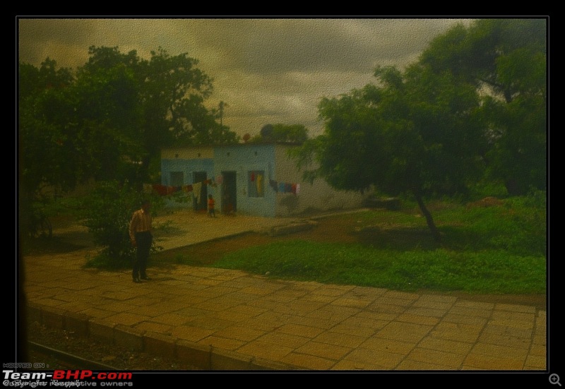 2011 Monsoon Trips : Romancing the rains. Postcards from the Konkan & deccan plateau-p1030894_1.jpg