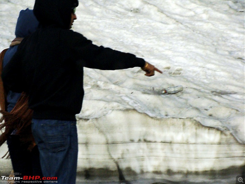 Hawk-On-Fours (H-4) Roadtrip:  Leh(t)'s go to Ladakh & Srinagar with QuickSilver.-rohtang-3.jpg