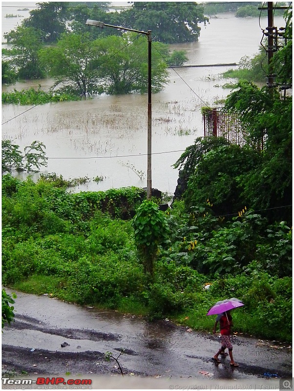 Once Upon A Rainy Day In Mumbai, In Love of my NOMAD (RD350)-dscf3063.jpg