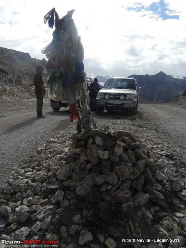 An Unlikely Pair (Safari & Gypsy) do a 6600km circuit Mumbai  Srinagar- Leh - Mumbai-dsc01318.jpg