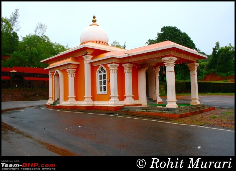 Goa; been there, done that-6005-shantadurga-temple.jpg