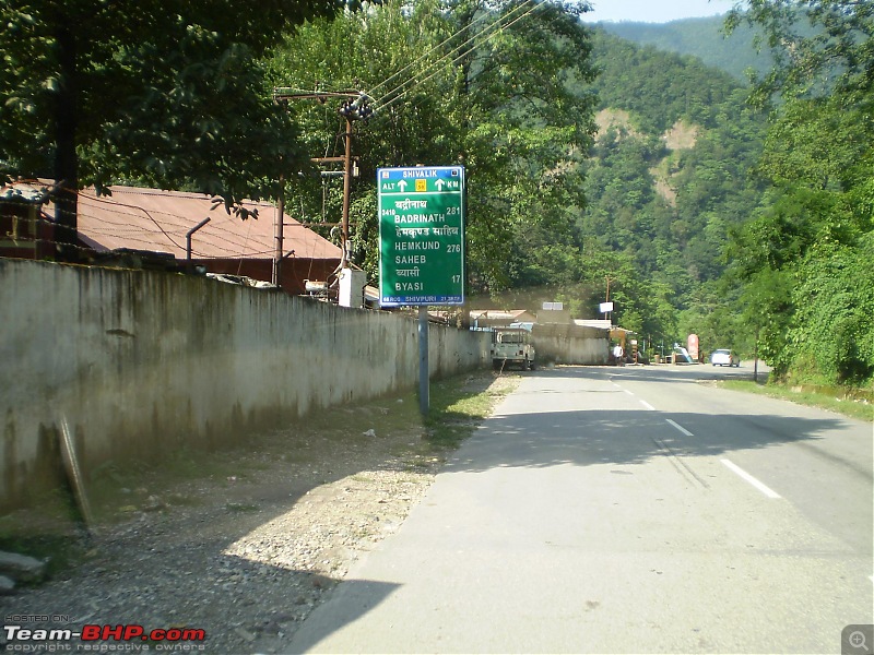 Yatra Sri Hemkunt Sahib 2011-hs9.jpg