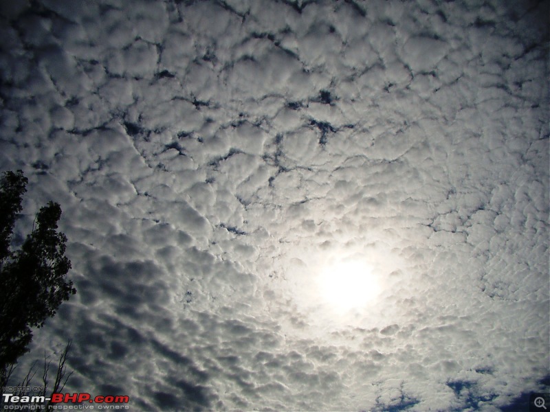 Ladakh: A sojourn to the roof of the worldover 21 days and 6500kms!!-d2-10-blazing-sun-wagah.jpg