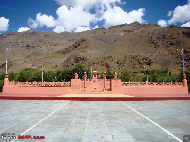 Ladakh: A sojourn to the roof of the worldover 21 days and 6500kms!!-d6-22-drass-memorial-b.jpg