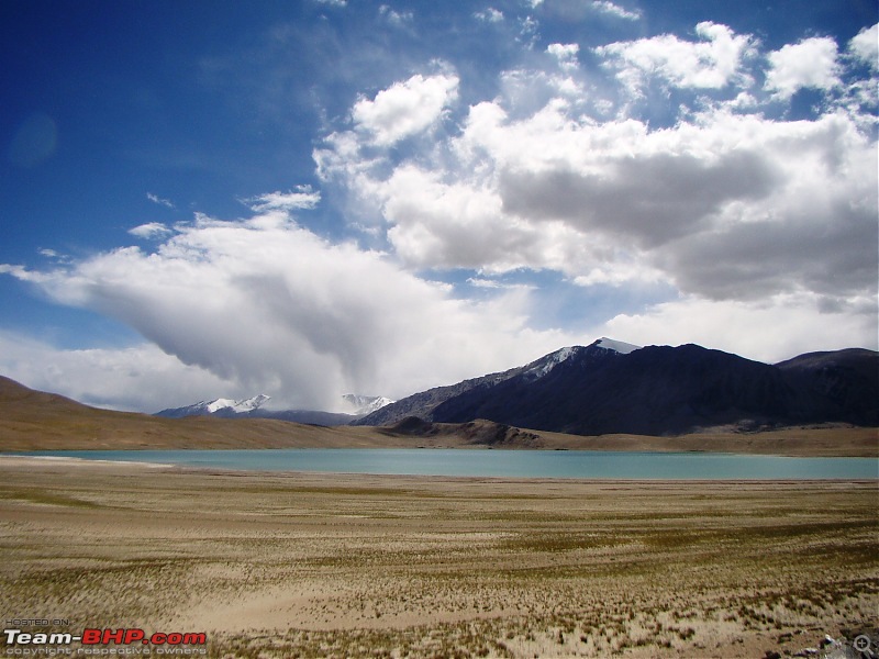 Ladakh: A sojourn to the roof of the worldover 21 days and 6500kms!!-d13-20-lake-before-tso-morriri.jpg