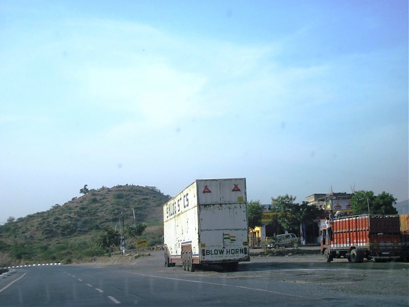 The F1 Roadtrip : Pune to Noida-img_0749.jpg