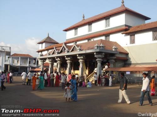 My tour to Western Karnataka (lots of pics)-dscn2248-dharmasthala-webphoto.jpg