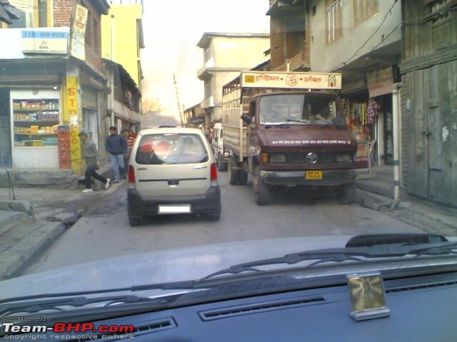 Delhi-Manali-Delhi - Dec '08-kullu-narrow-road-amended.jpg