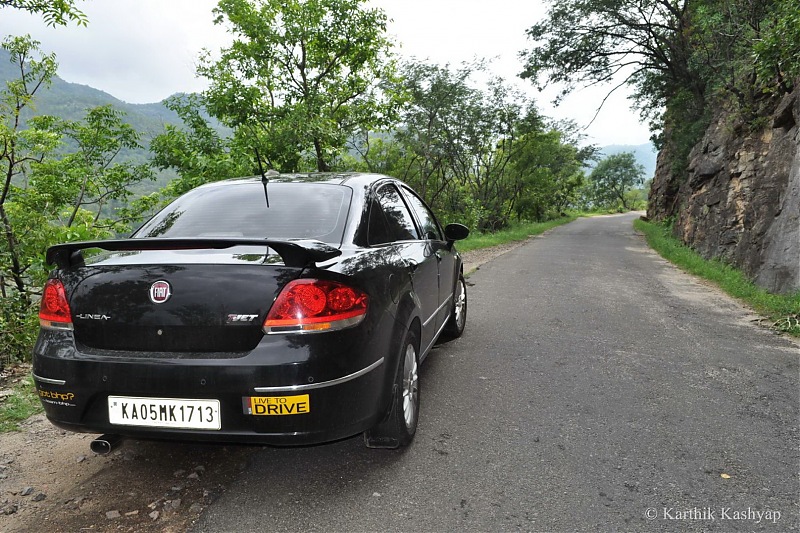 The Jet flies to Munnar: A 1000 km blast to God's own mountains-dsc_0062.jpg