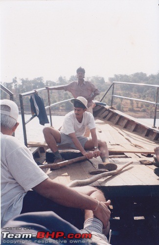 Ratangarh Fort - Maharashtra-ferry2.jpg