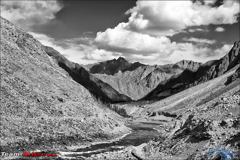 Self-Drive Exploratory Expedition->Zanskar+Unknown Kashmir-> "off-season October 2011-img_7581bw.jpg