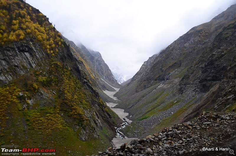 Sach Pass & the Season's first snowfall (Oct - 2011)-056.jpg