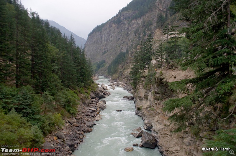 Sach Pass & the Season's first snowfall (Oct - 2011)-058.jpg