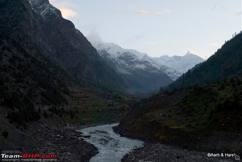 Sach Pass & the Season's first snowfall (Oct - 2011)-092.jpg