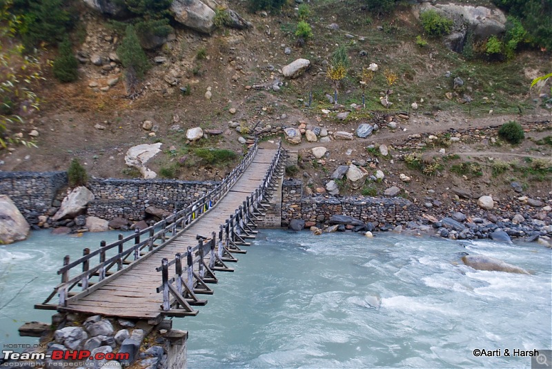 Sach Pass & the Season's first snowfall (Oct - 2011)-102.jpg