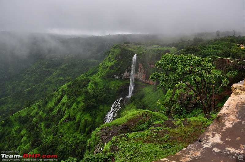 Chasing the fog and the waterfalls - A weekend trip to Mahabaleshwar and Tapola-dsc_0171.jpg