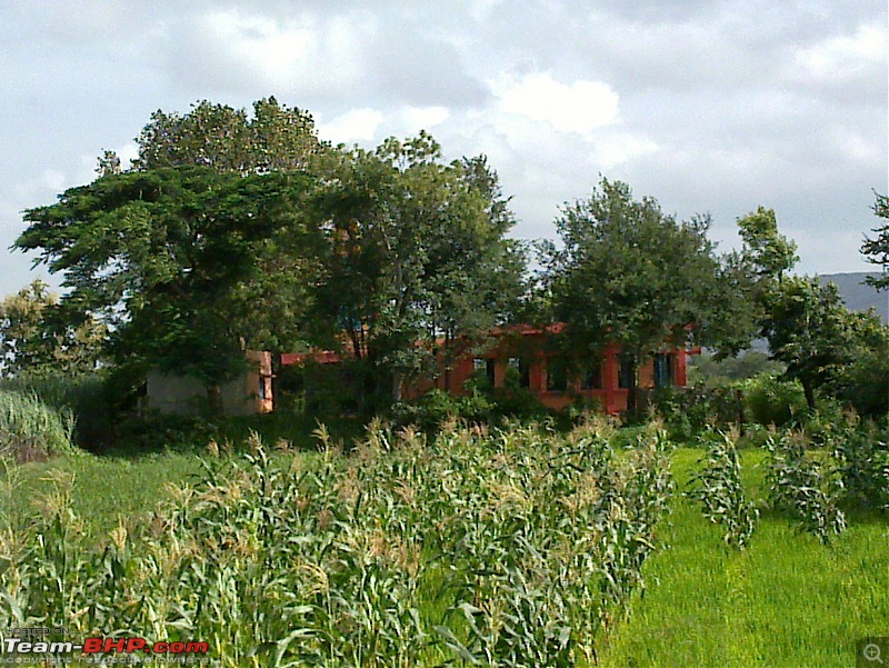 Short trip to Khodshi: View of the old dam from the new wall-renuka.jpg