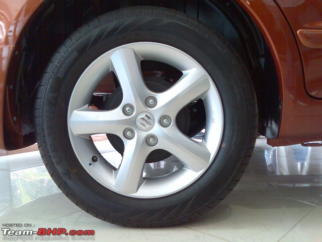 The official alloy wheel show-off thread. Lets see your rims!-original-alloy.jpg