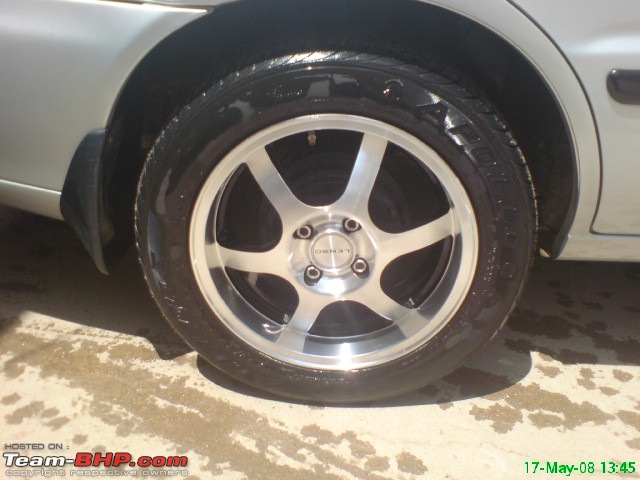 The official alloy wheel show-off thread. Lets see your rims!-dsc01553.jpg