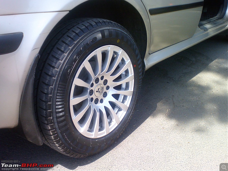 The official alloy wheel show-off thread. Lets see your rims!-dsc00008.jpg