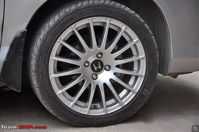 The official alloy wheel show-off thread. Lets see your rims!-swift-yokohama-sdrive-009.jpg