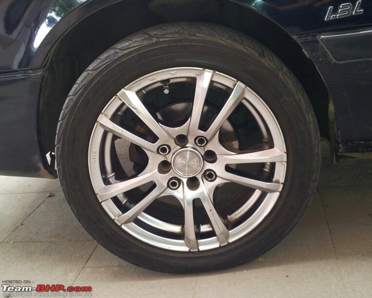 The official alloy wheel show-off thread. Lets see your rims!-esteem-wheels1.jpg