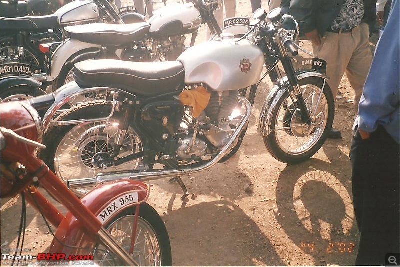 PICS - Vintage & Classic Bike Rally, Pune 2002-bsa04.jpg