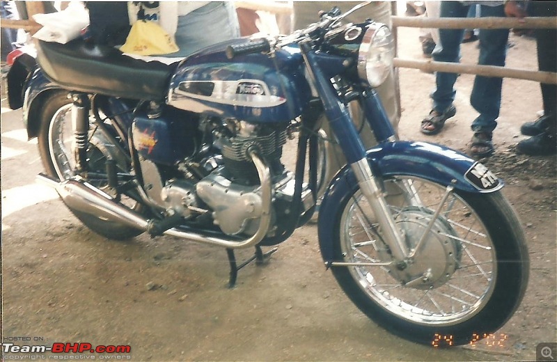 PICS - Vintage & Classic Bike Rally, Pune 2002-norton03.jpg