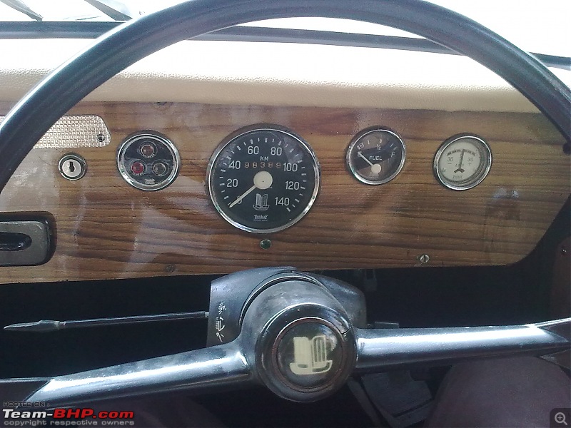 Dashboard Pictures of Vintage and Classic Cars-tz1674.jpg