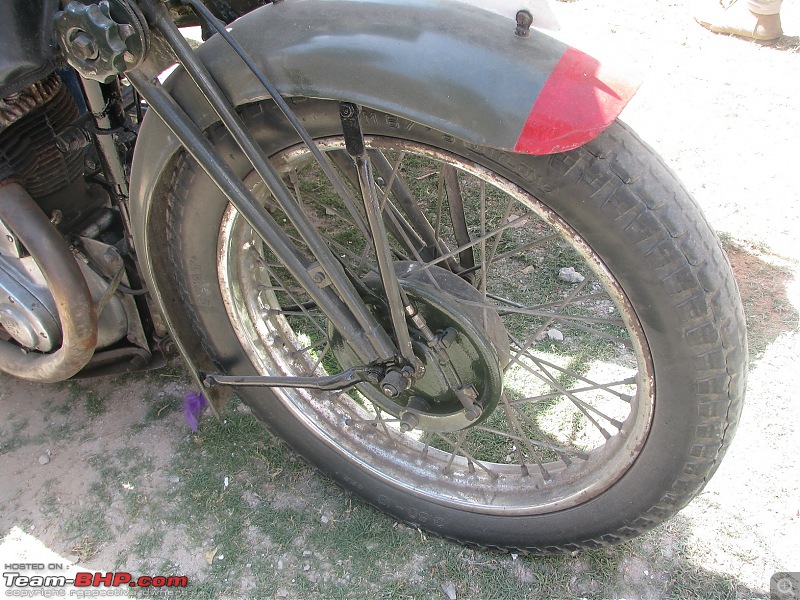 A Meeting with the "Sholay" Bike - 1942 BSA WM 500cc-photo-8.jpg