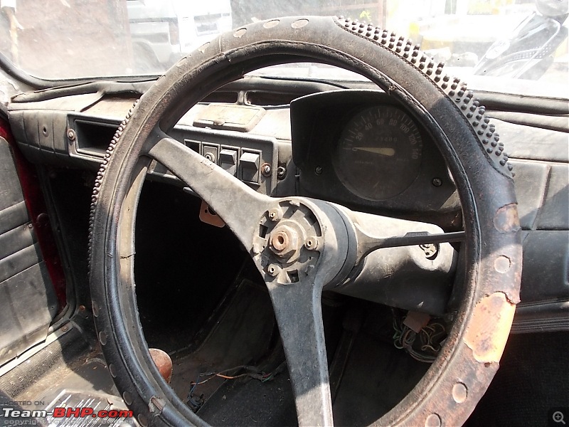 Rust In Pieces... Pics of Disintegrating Classic & Vintage Cars-02272014-jaipur-013.jpg