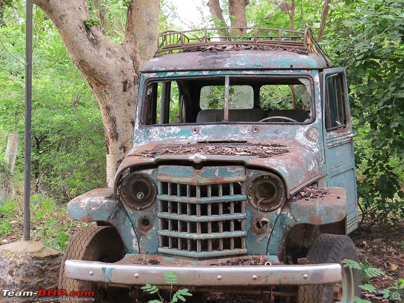 Rust In Pieces... Pics of Disintegrating Classic & Vintage Cars-img_1128.jpg