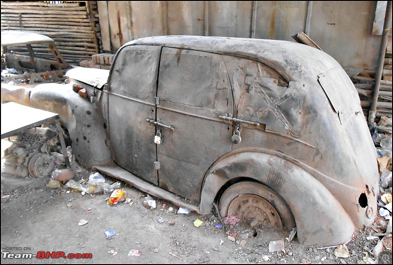 Rust In Pieces... Pics of Disintegrating Classic & Vintage Cars-dscn0855.jpg