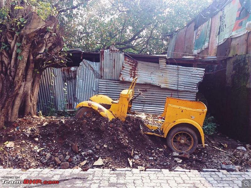 Rust In Pieces... Pics of Disintegrating Classic & Vintage Cars-bombay-derelict1.jpg