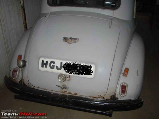 KOLKATA - Cars waiting to be Restored or Scrapped!-dsc02586.jpg