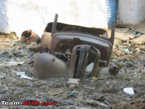 Rust In Pieces... Pics of Disintegrating Classic & Vintage Cars-resize-oct29863.jpg