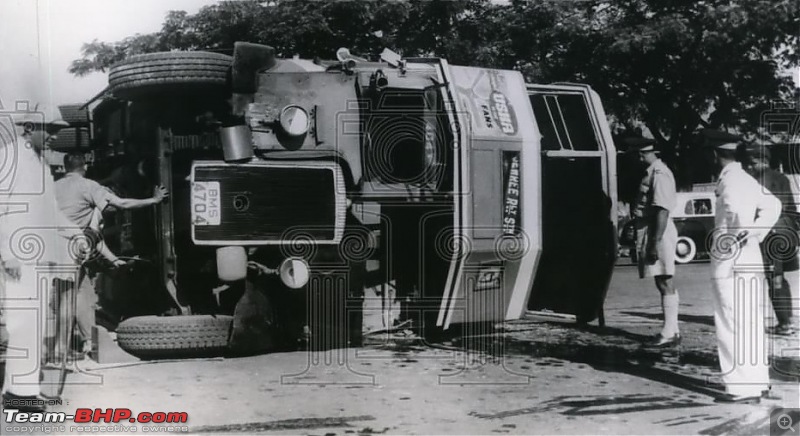 Nostalgic automotive pictures including our family's cars-bombay-double-decker-bms4704-accident-1955-tbhp.jpg