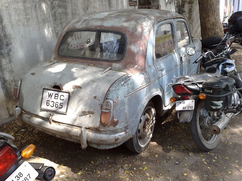 Rust In Pieces... Pics of Disintegrating Classic & Vintage Cars-060520091571.jpg