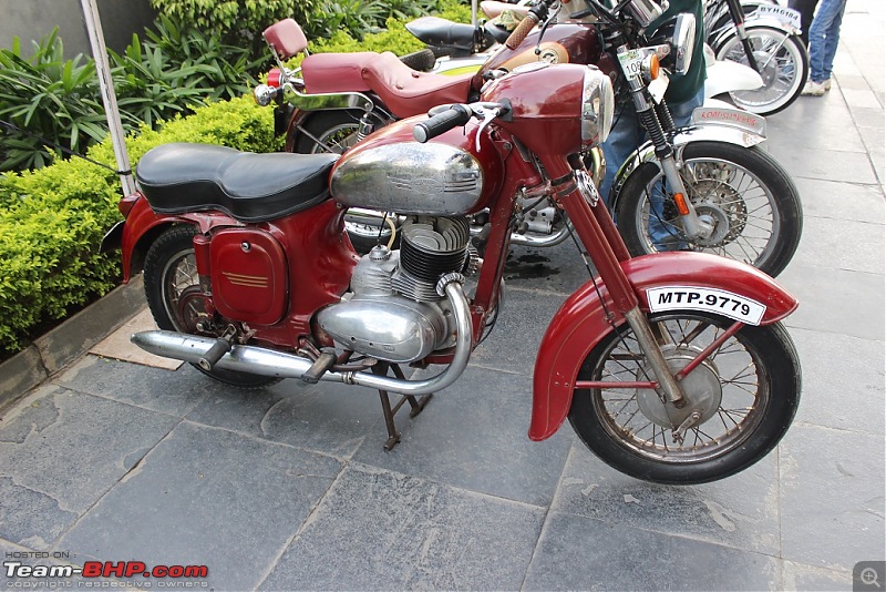 VCCCI vintage car and bike rally, Pune - 3rd April, 2016-jawa01.jpg