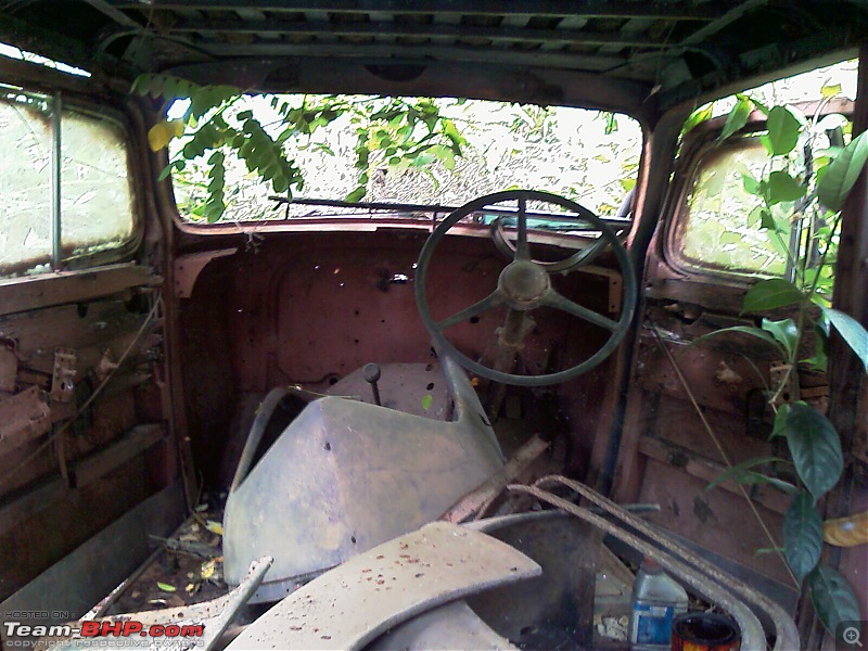 Rust In Pieces... Pics of Disintegrating Classic & Vintage Cars-imag0073.jpg