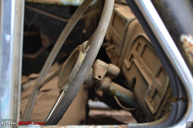 Rust In Pieces... Pics of Disintegrating Classic & Vintage Cars-dsc_0953.jpg